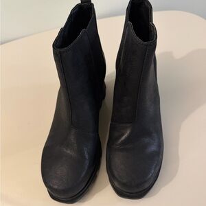 Sorel Black Ankle Booties